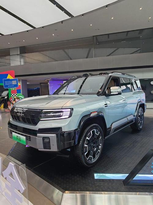 成都简阳市源维贝企业管理咨询比亚迪方程豹硬派越野的爆款，英菲尼迪35周年与你共成长